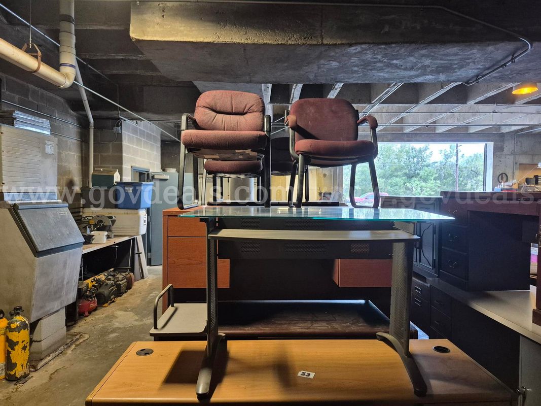 Office Desk & Chairs
