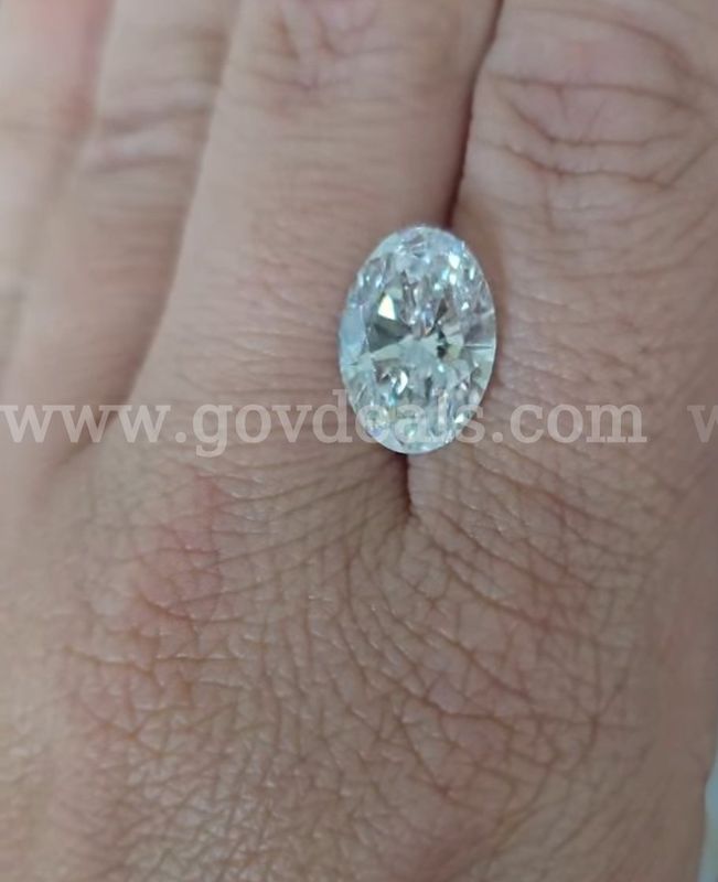 3.96 Ct.Oval Brilliant Cut Diamond VVS2