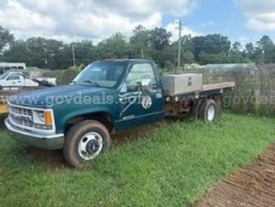 1997 Chevrolet C/K 3500 Flatbed Truck