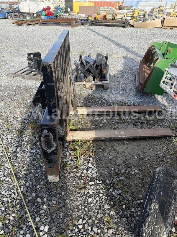 Construction Equipment Attachments, Tilt Pallet Fork Carriage, Canopy Sunshade, Mounting Quick Hitch, Qty 18