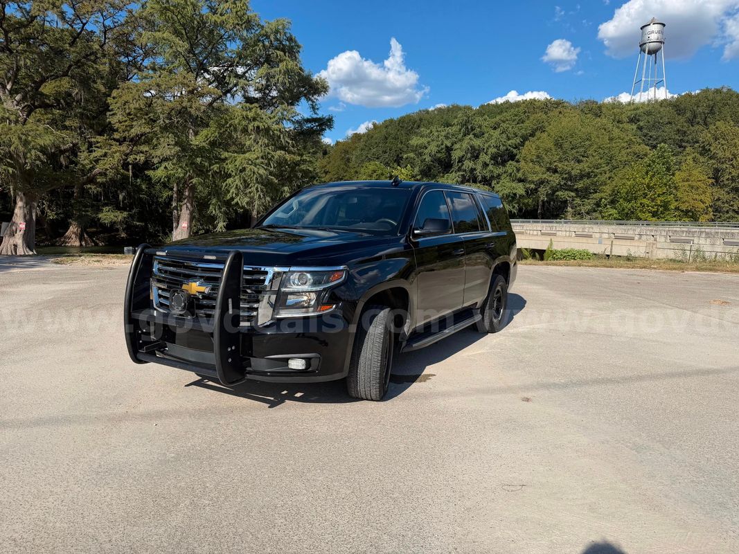 2020 Chevrolet Tahoe **Very Low Miles**