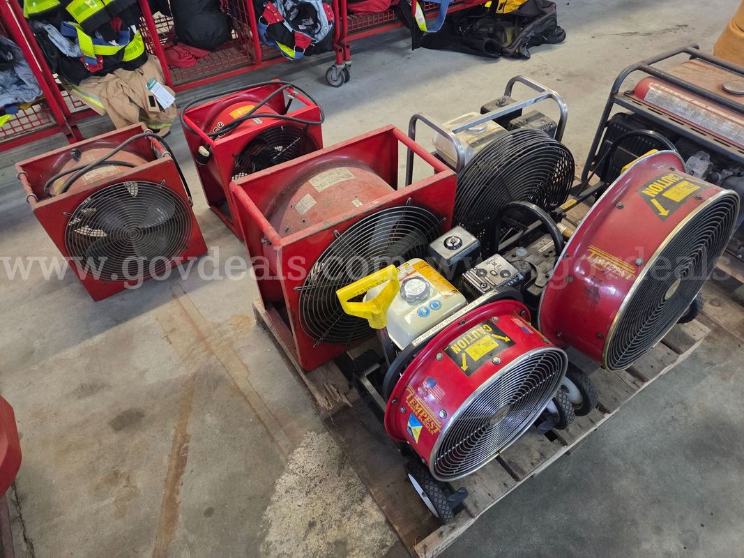 A Lot of (4) Gas Powered Fans and (2) Electric Fans