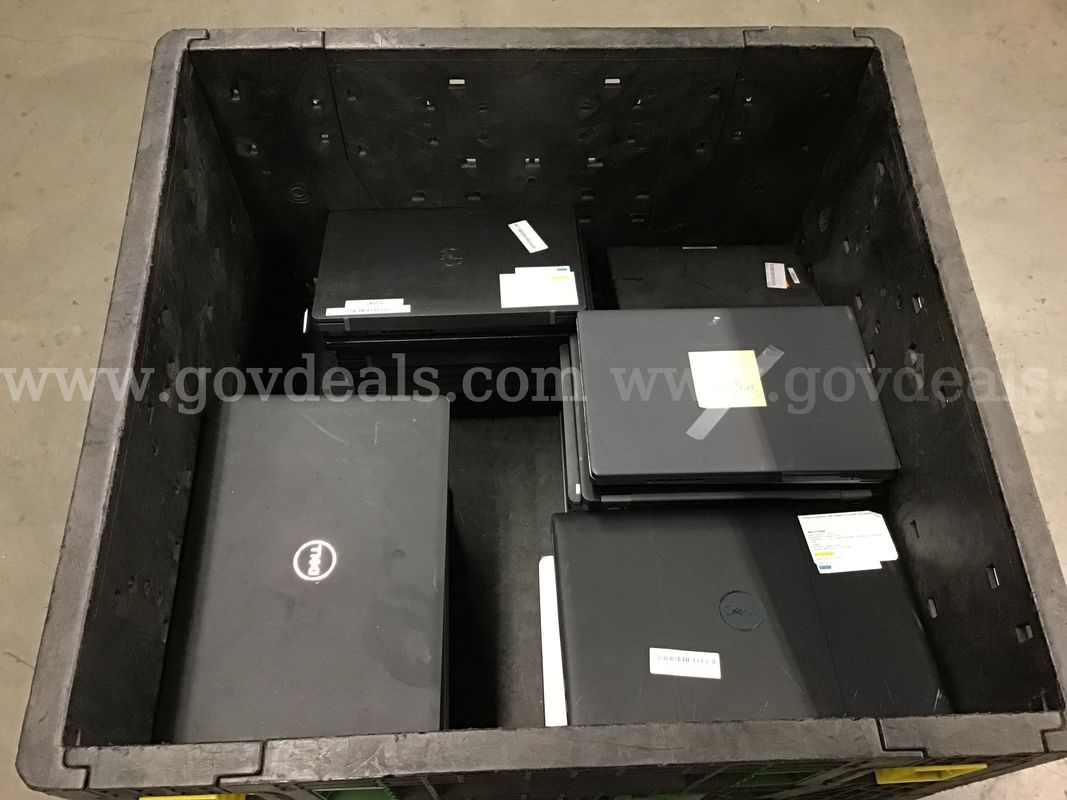 One (1) Lot of Assorted Laptop Computers (No Shipping)
