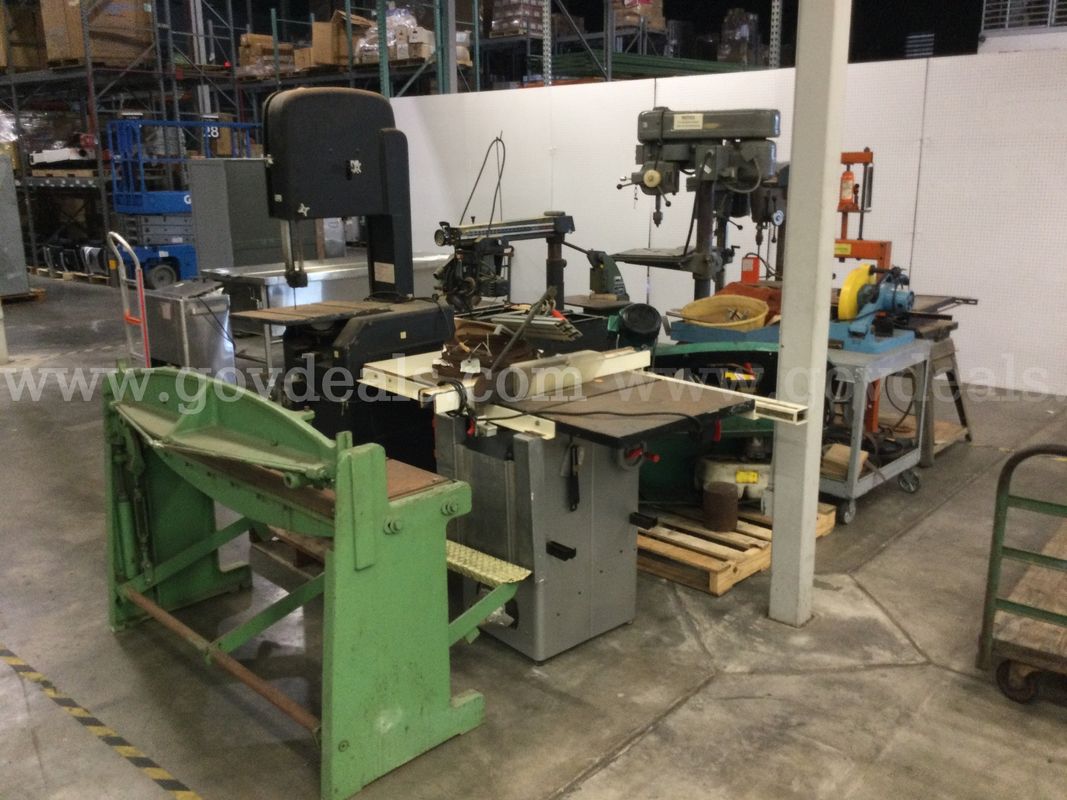 One (1) Lot of Building& Maintenance Supplies & Tools