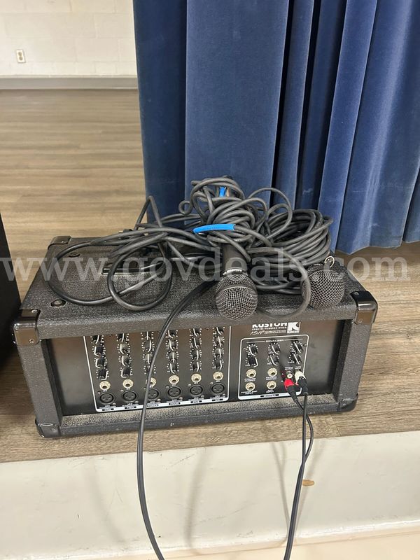 Kustom Musical Amplifier System