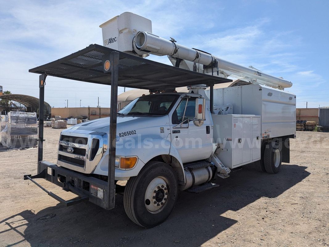 2015 Altec LR760-E70 Boom Mtd on 2015 Ford F-750 SD S/A Bucket Truck