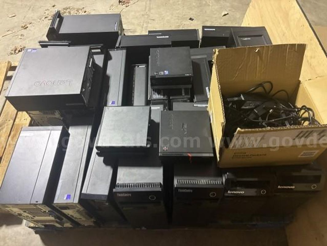 Pallet of 28 PCs for parts: Lenovo Dell HP