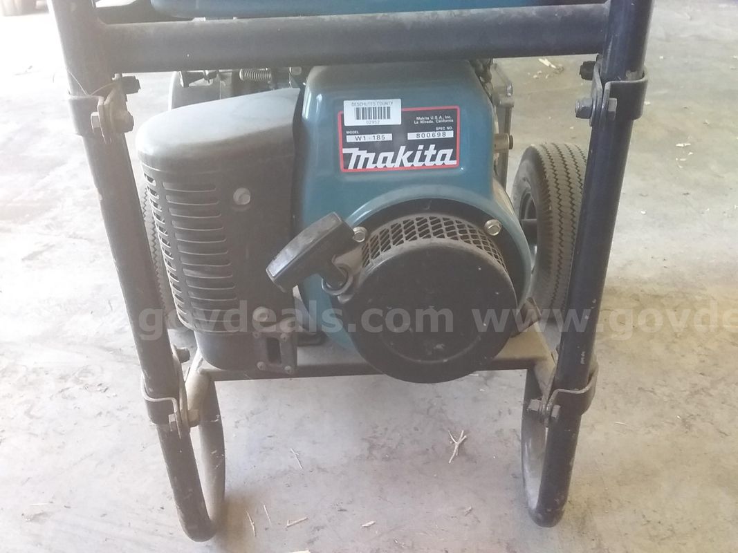 Makita G2400R Generator