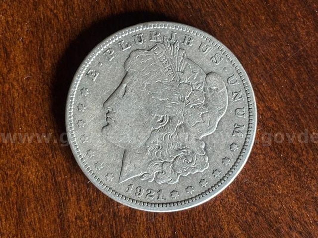 1921 Morgan Silver Dollar Philadelphia Mint No Mint Mark Circulated 90% Silver