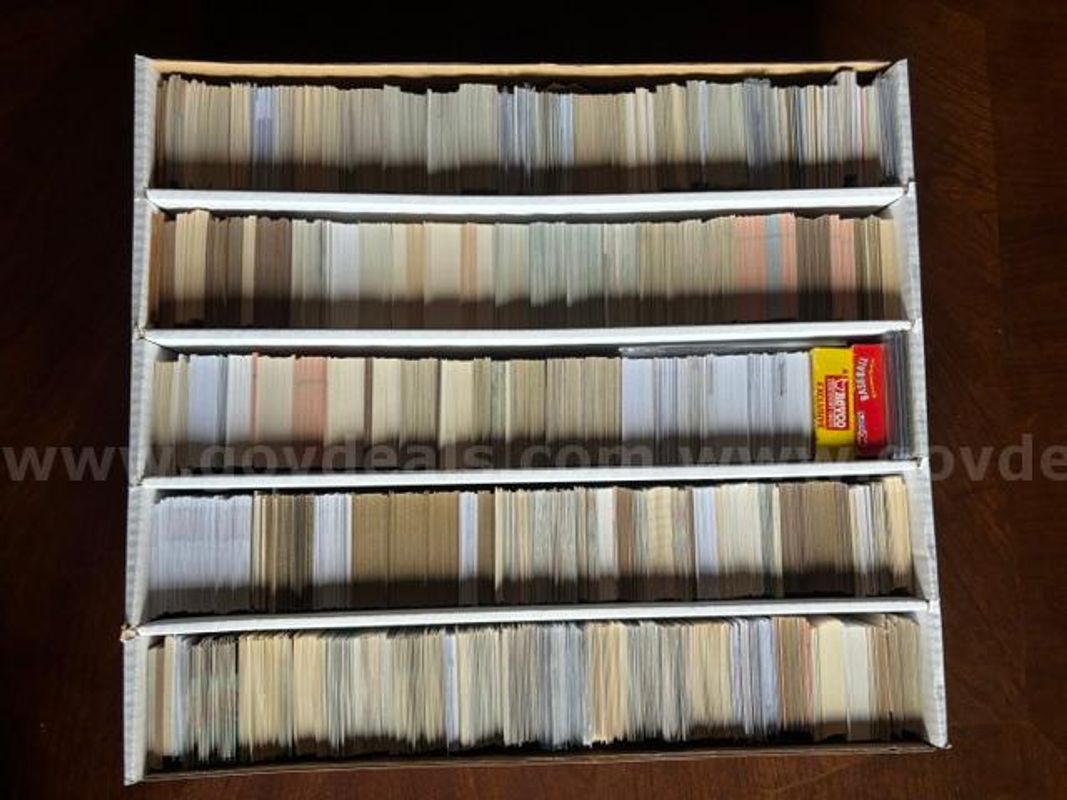 Sports Cards 4,900+ (Baseball & Basketball) | Graded HOF, Vintage & Sealed | Ships