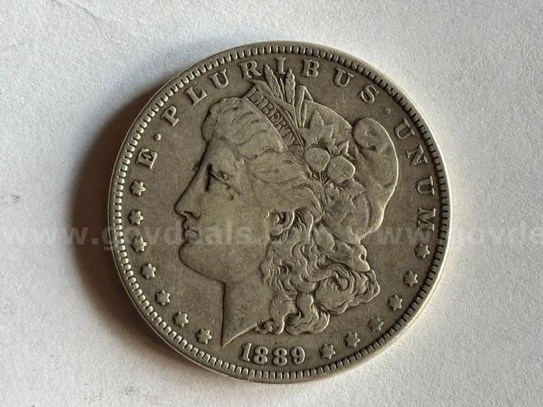 1889 Morgan Silver Dollar Philadelphia Mint No Mint Mark Circulated 90% Silver SHIPS