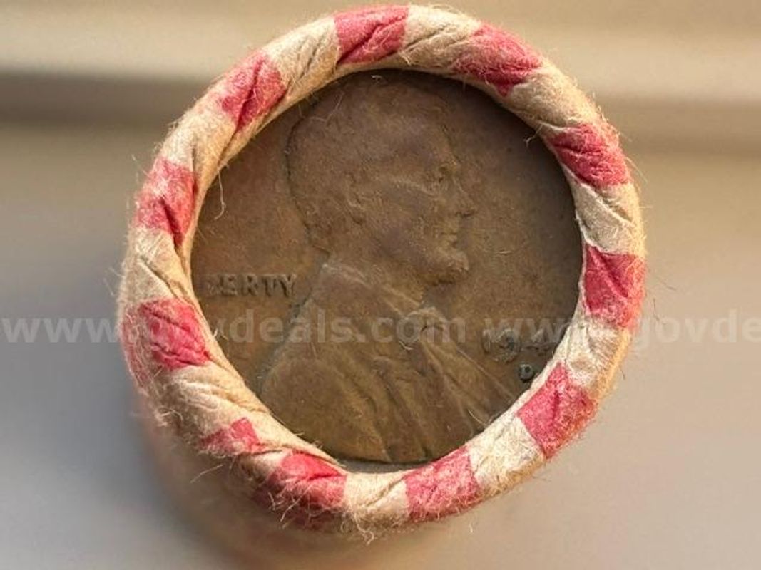 Roll 50 Lincoln Wheat Pennies 1946-D Denver Mint Postwar Estate Collection Unsearched