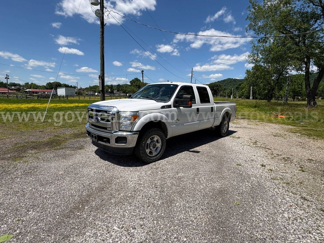 2016 Ford F-250 SD 4x4 Crew Cab Pickup
