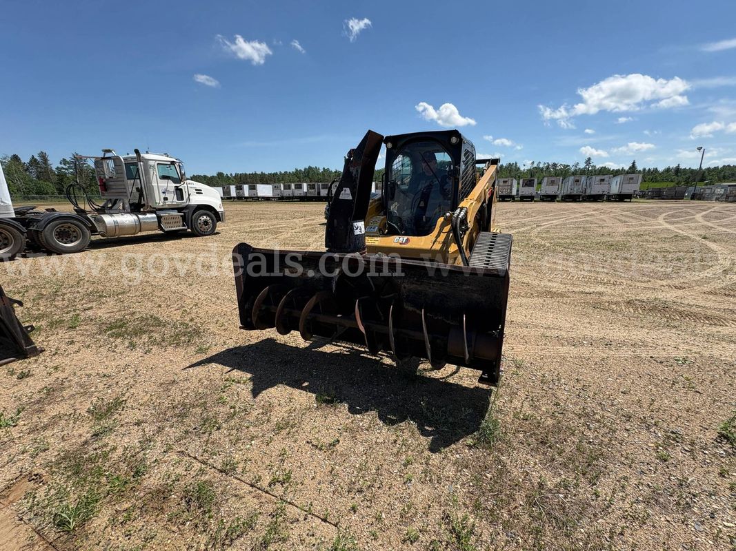 Erskine  XL2410 Hydraulic Snow Blower Attachment