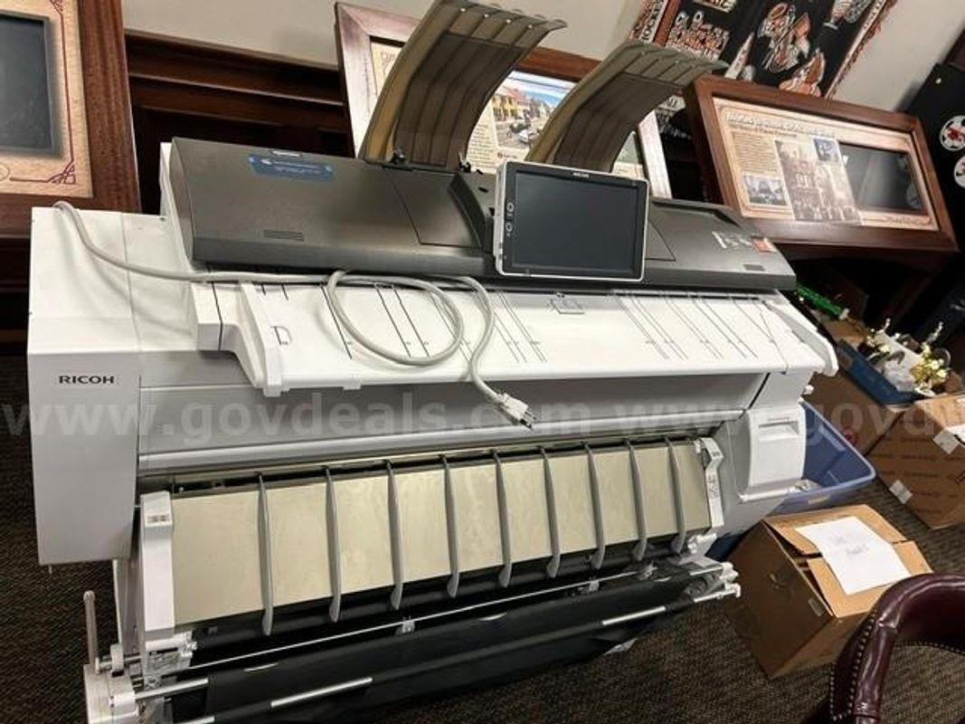 Plotter printer like new works well