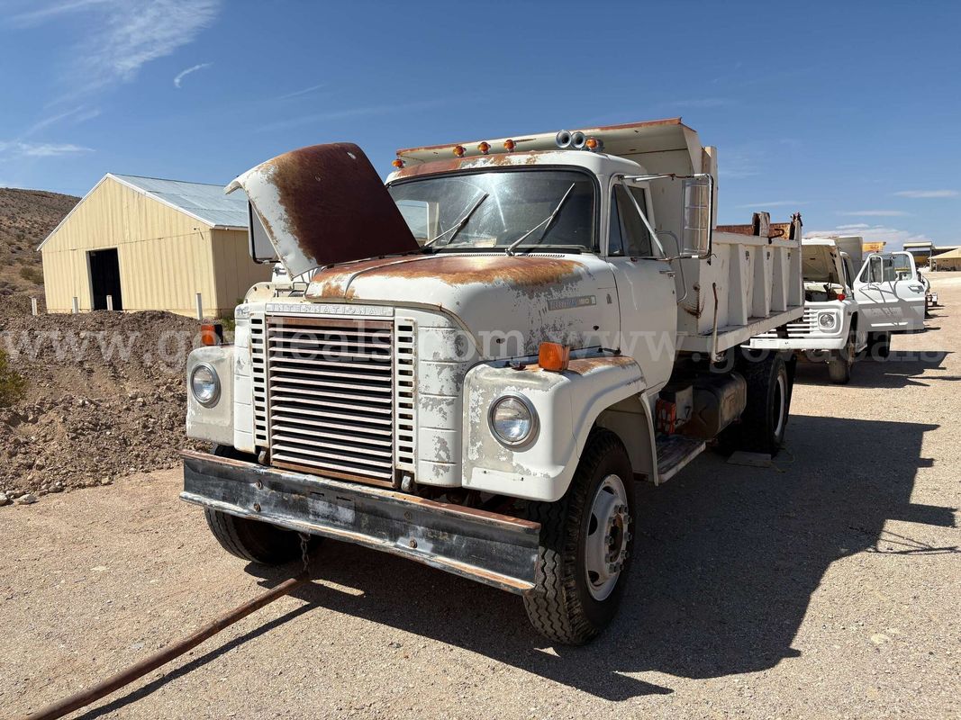 1973 International Harvester Fleetstar 1910A S/A Dump Truck-Inoperable