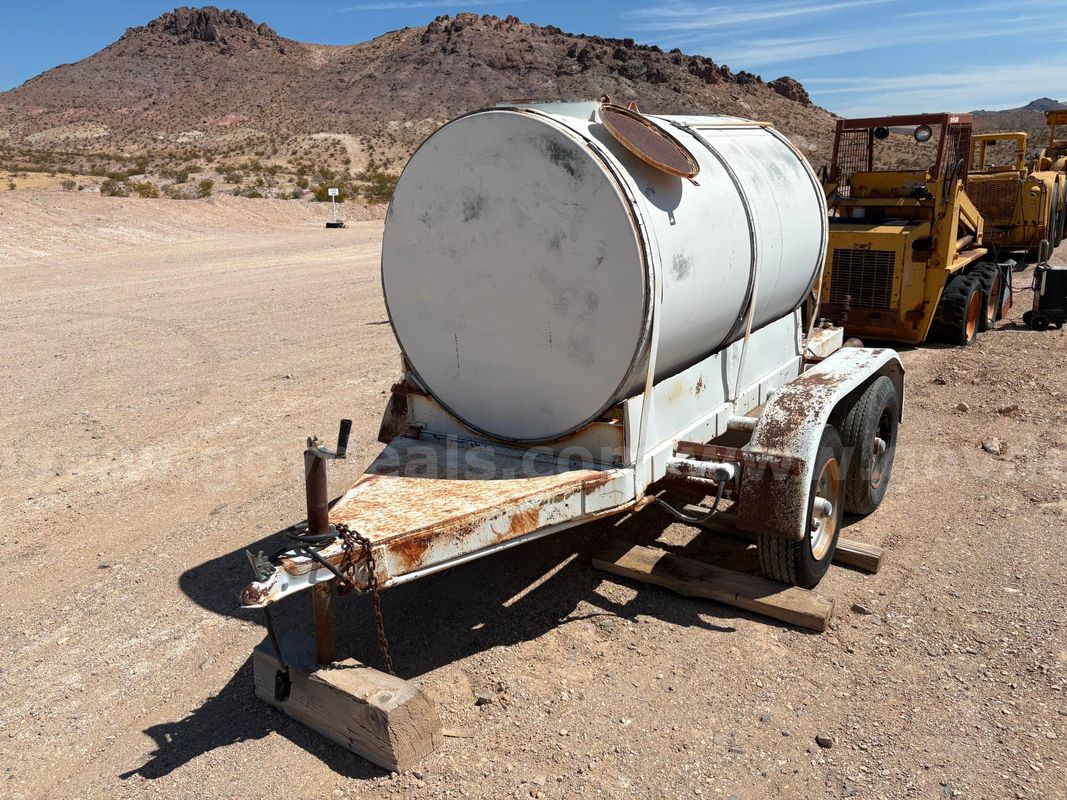 250 Gallon T/A Portable Water Tank