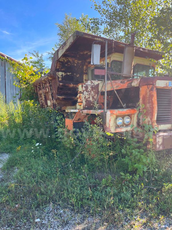 1973 Mack M-20X Mechanical Drive Rear Dump-Inoperable