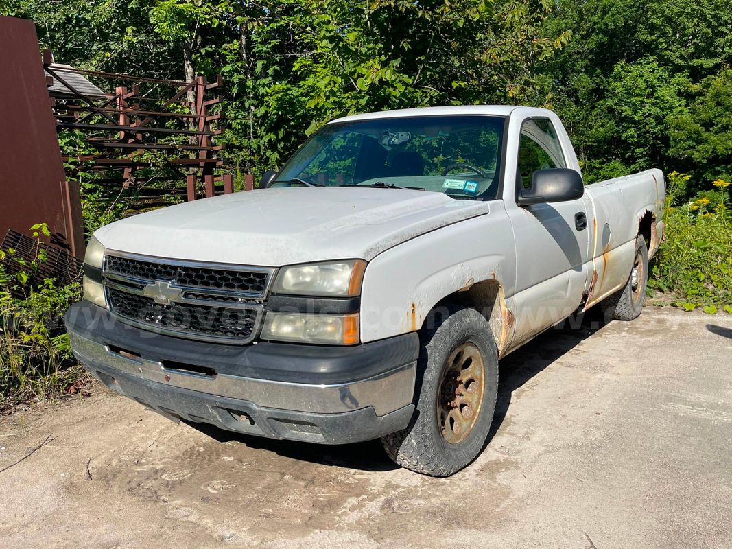 2006 Chevrolet Silverado 1500 4x4 Pickup-Inoperable