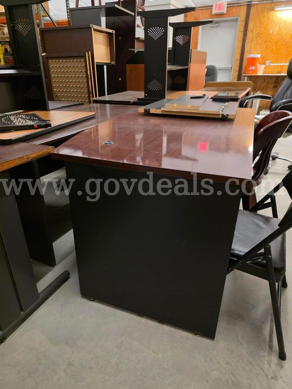 Bow Front Desk