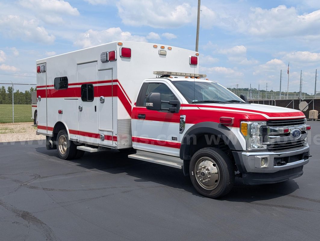 2017 Ford F-550 Braun Chief XL Ambulance