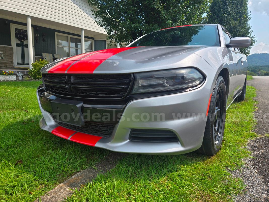 2016 Dodge Charger 5.7 V8 HEMI (See Test Drive Video)