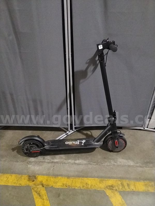 Reunion E-Scooter