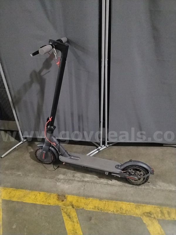 Roinside E-Scooter