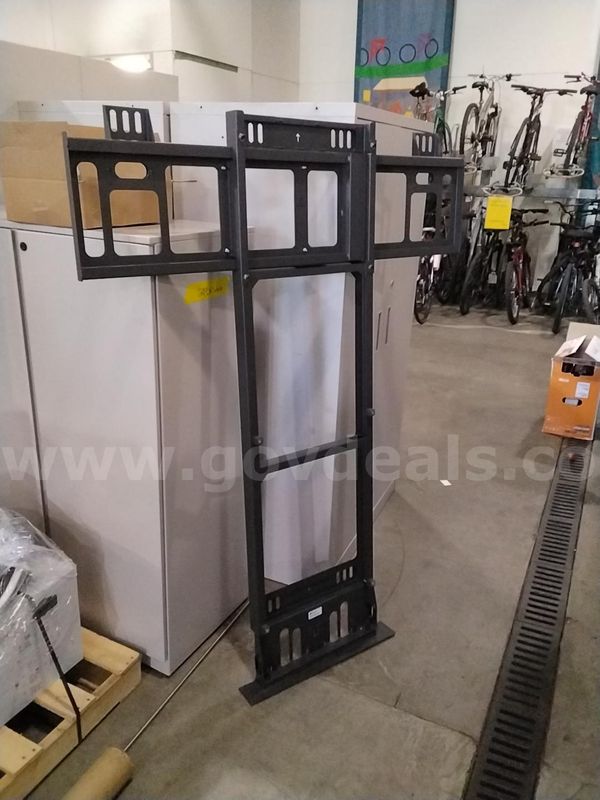 Microsoft Surface Hub Mount