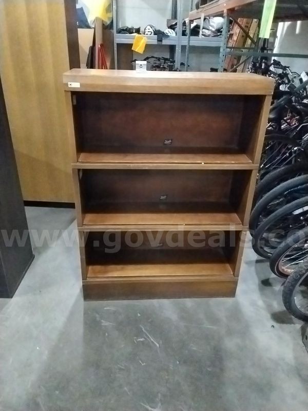Wooden Bookshelf