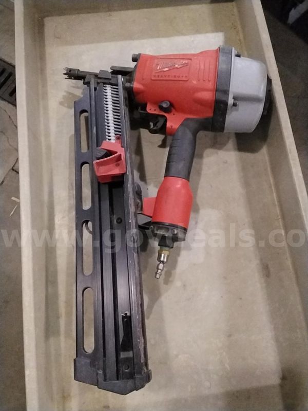 Milwaukee Round Head Framing Nailer