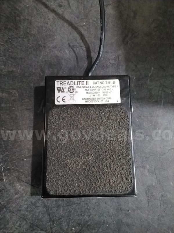 Linemaster Treadlite Foot Switch