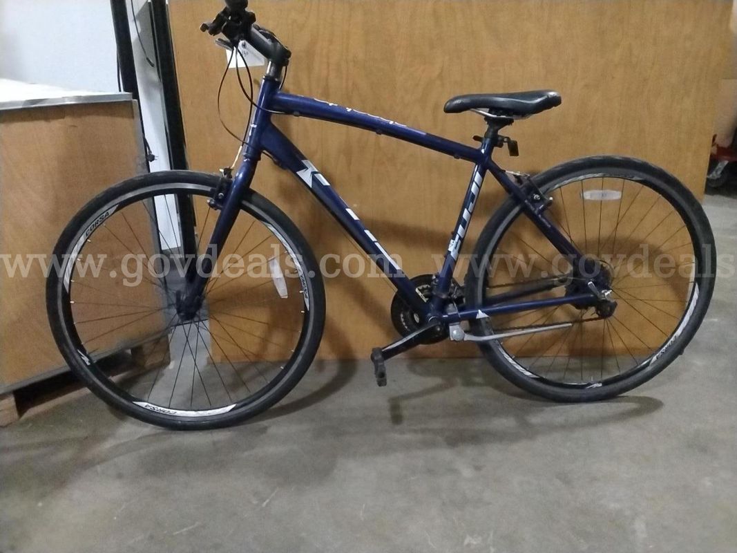 Fuji Absolute 2.1 Bike