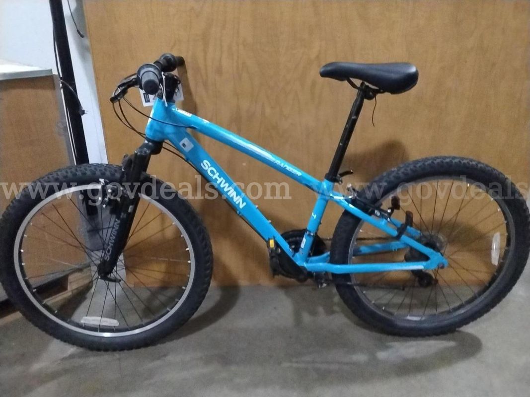 Schwinn Ranger 24 Mountain Series Bike