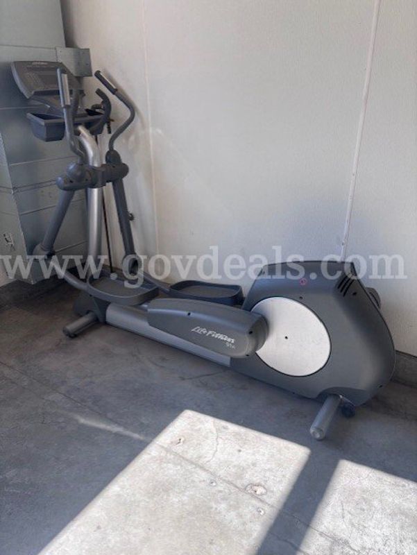 Life Fitness 91 Xi Elliptical