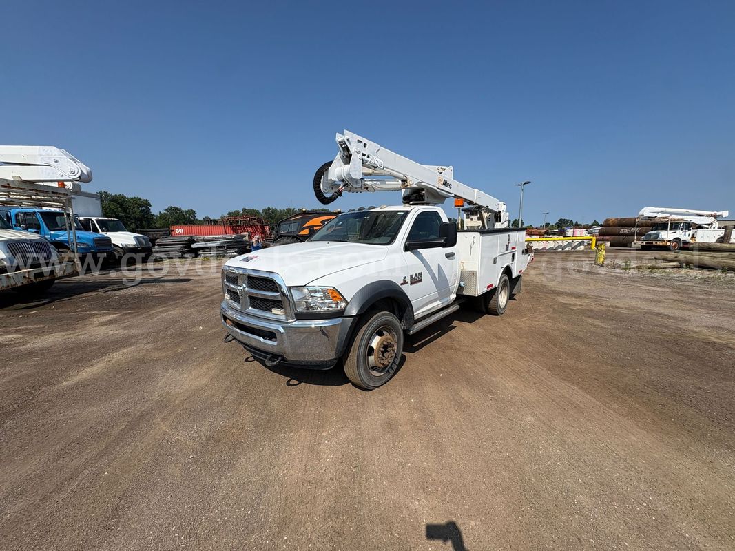 2015 RAM 5500 Altec AT40G 40 ft. S/A 4x4 Bucket Truck
