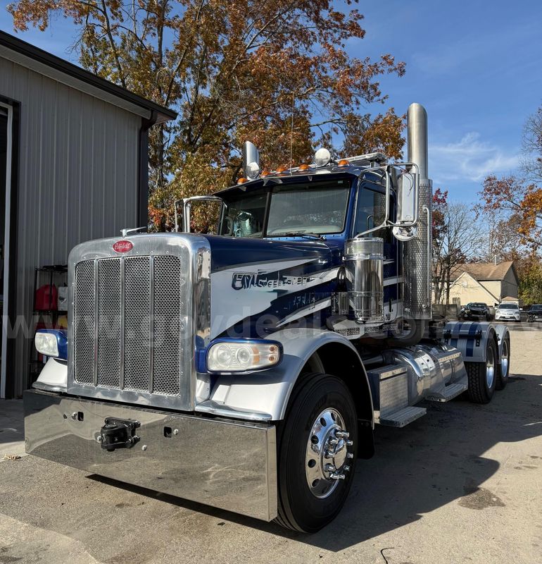 2013 Peterbilt 388 Tractor