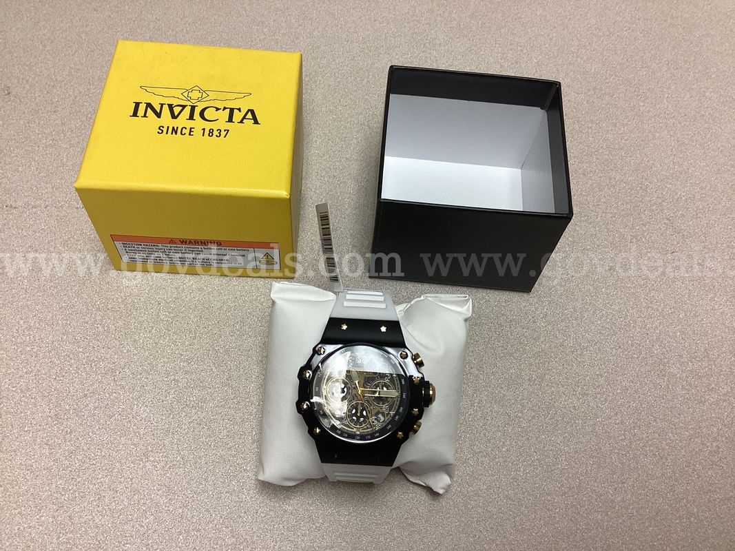 Invicita Racing Vaulthan 44 mm men’s watch