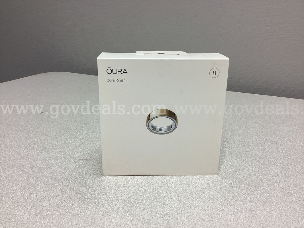 OURA Ring 4 , Gold size 8