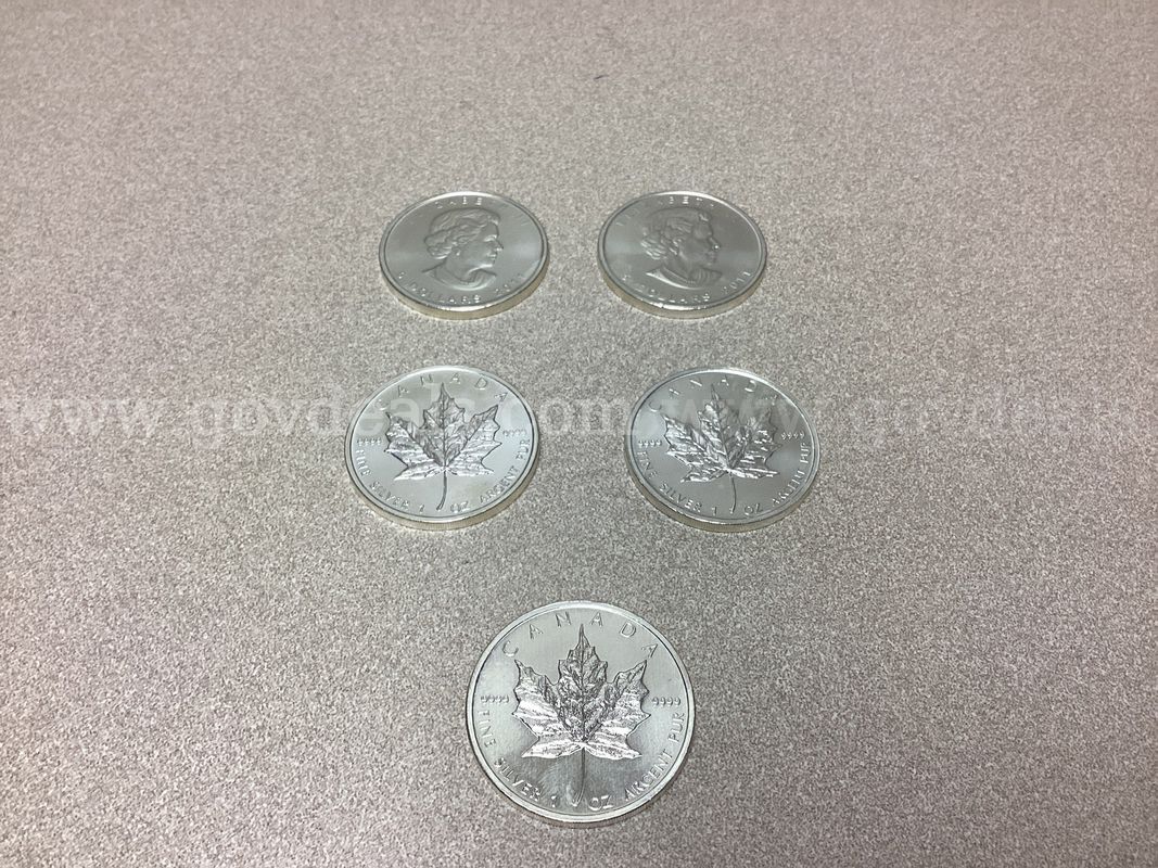5 Troy ounces of 999.9 Fine Silver ( 5 coins )