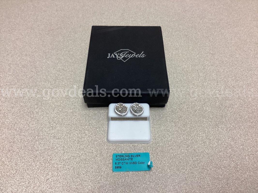 Sterling Silver Moissanite Earrings 6.37 CTW VVSD Color ( Retail $959.00 )