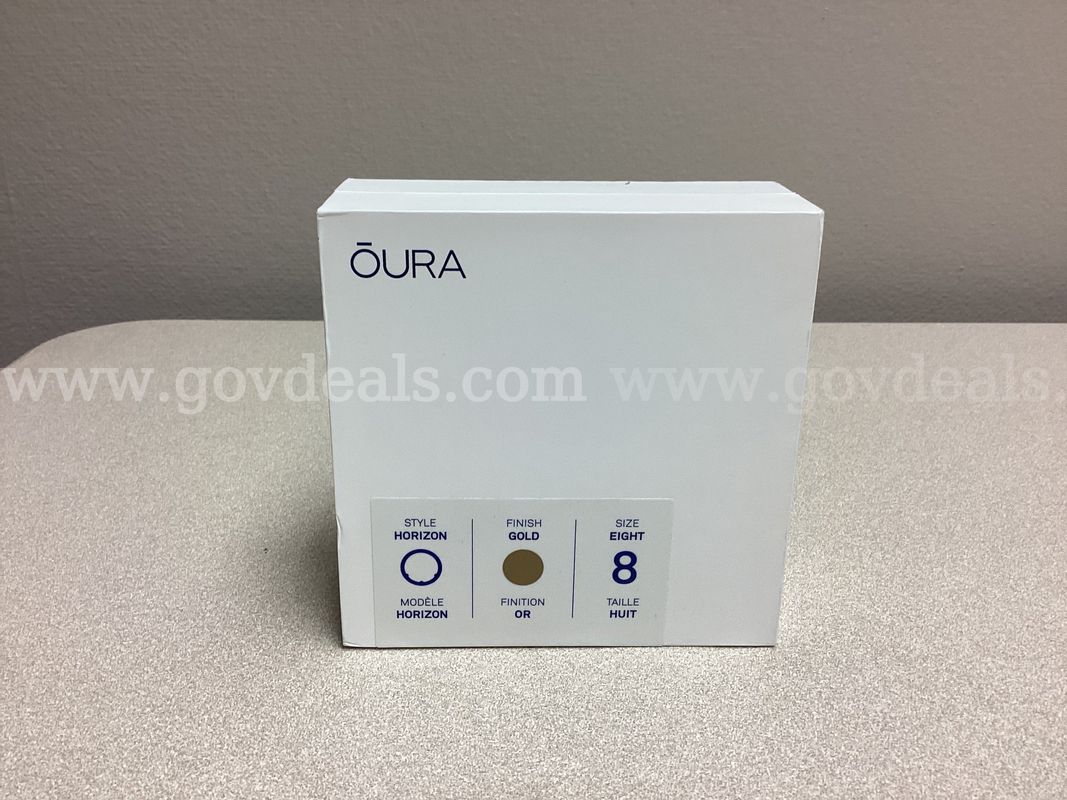 OURA Ring 4 , Gold size 8