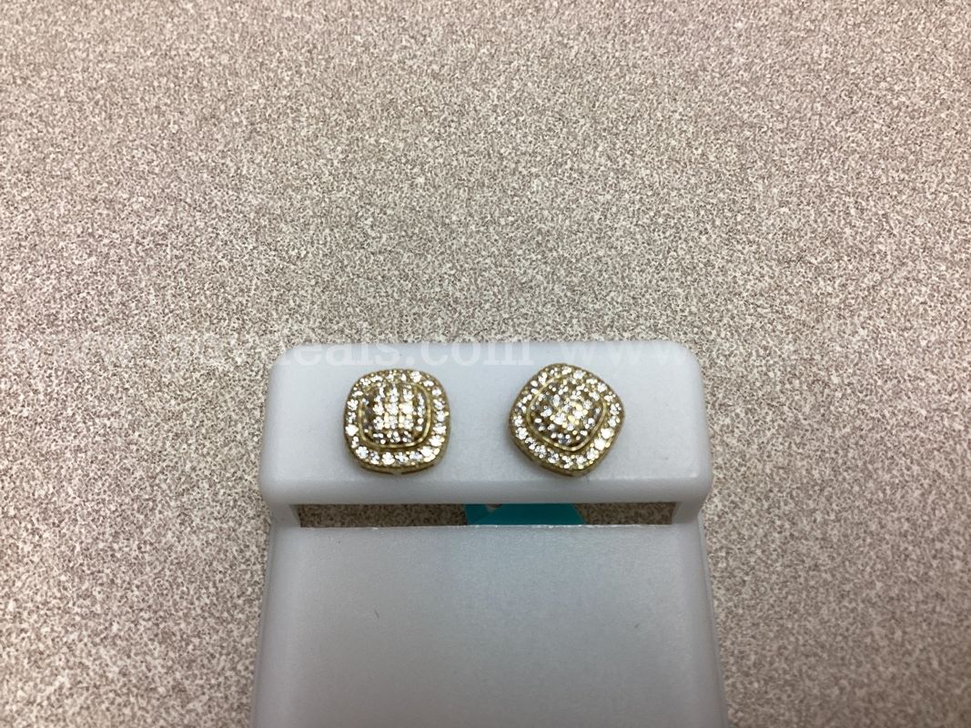 925 Sterling Silver Moissanite Earrings 0.42 CTW VVSD Color ( Retail $134.99 )