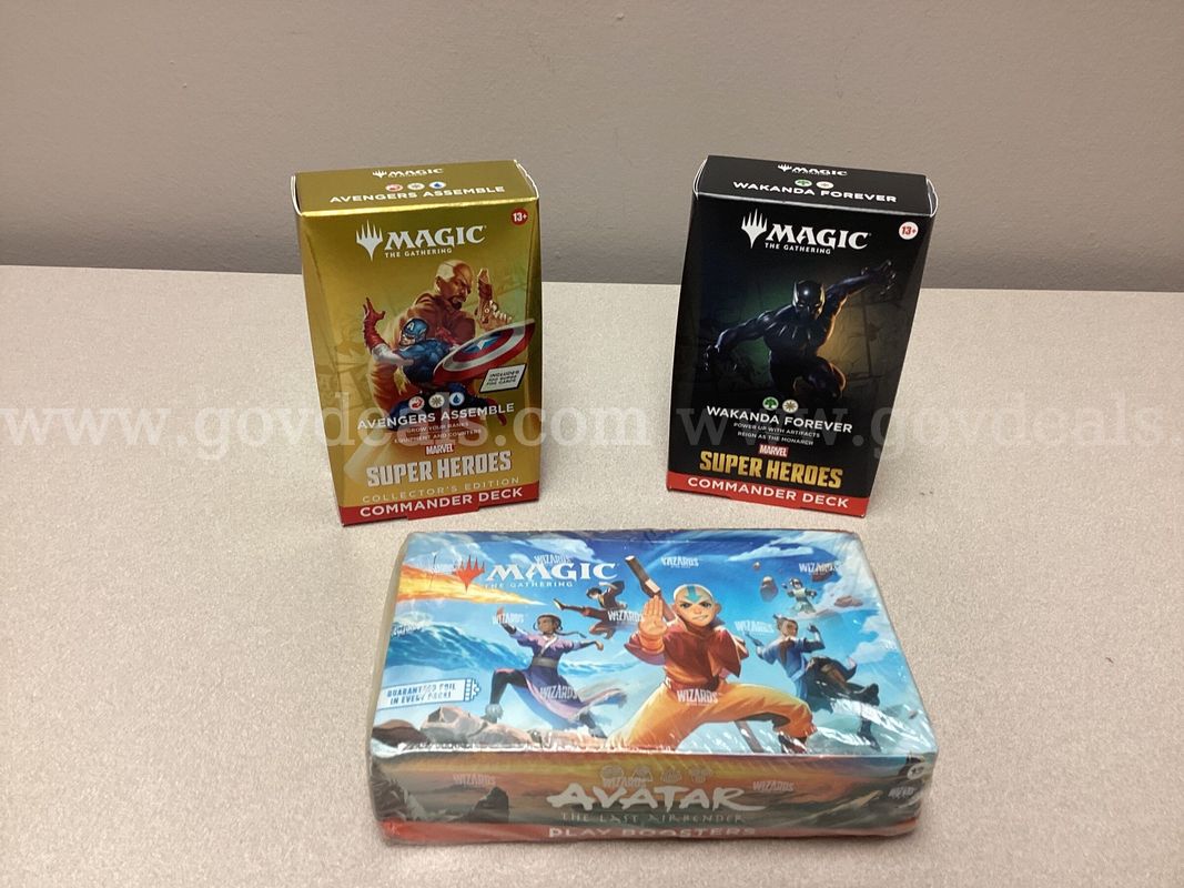 Magic the Gathering Avatar The Last Air Bender play booster, Avengers Assemble & Wakanda Forever Commander Decks