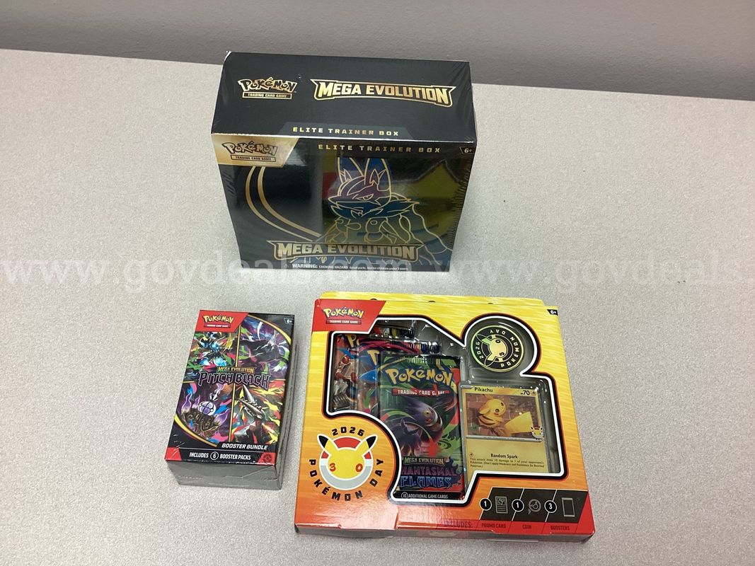 Pokémon Mega Evolution Elite Training Box, Pokémon pitch black booster bundle, Pokémon collection box