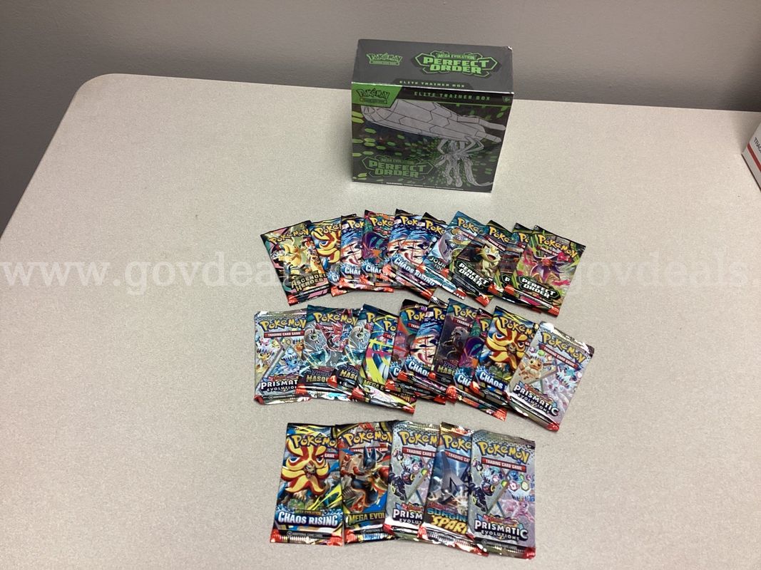 Pokémon Scarlet & Violet Journey together Elite Training Box, 2 Mega Evolution Booster Bundles, 7 sleeved Booster packs
