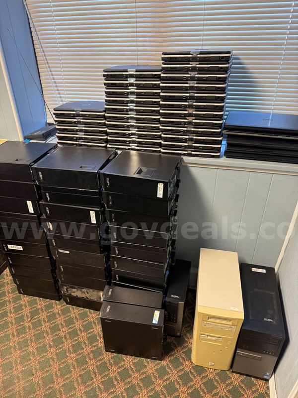 Lot - Laptops, Desktops, Monitors