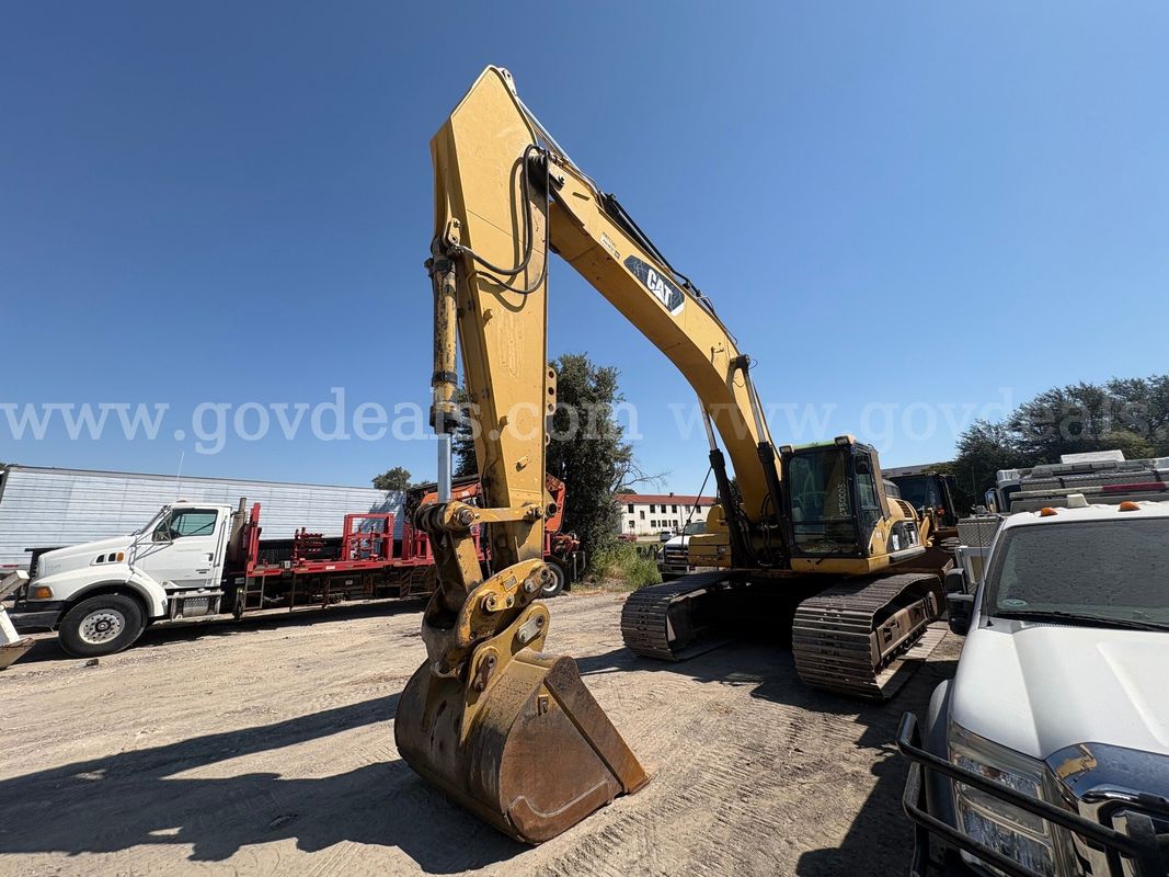 2007 Caterpillar 330dl
