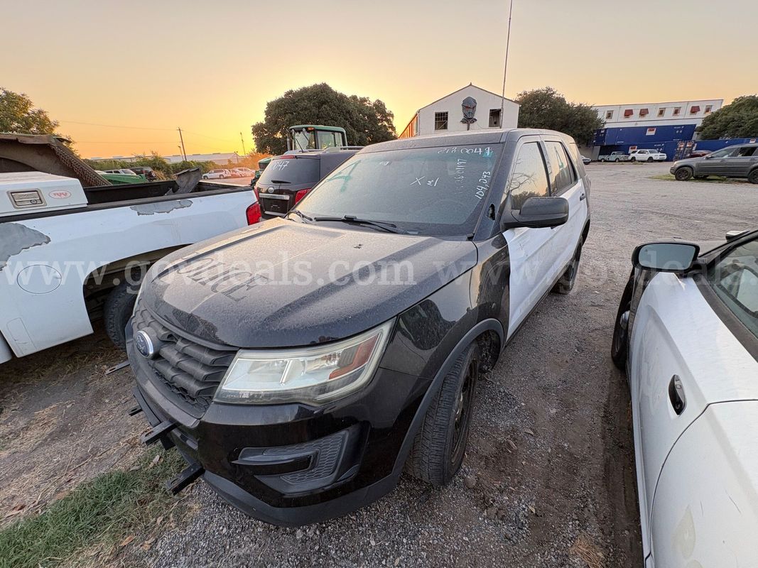 2016 Ford Explorer