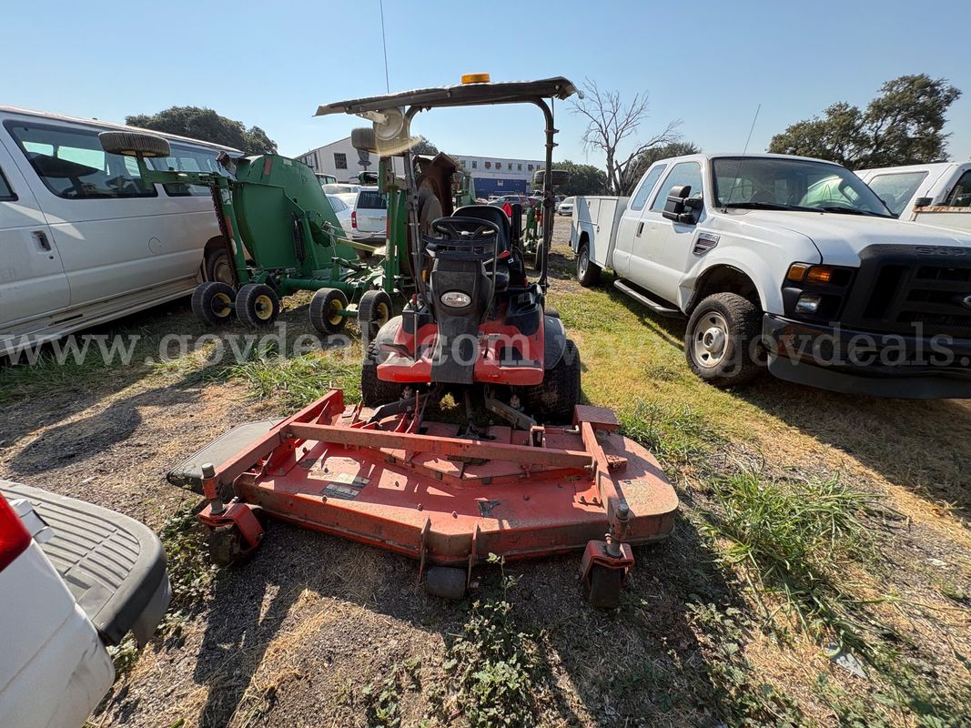2017 Kubota F2690